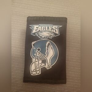 Philadelphia Eagles - NFL Black Nylon Printed Logo Tri-Fold Wallet